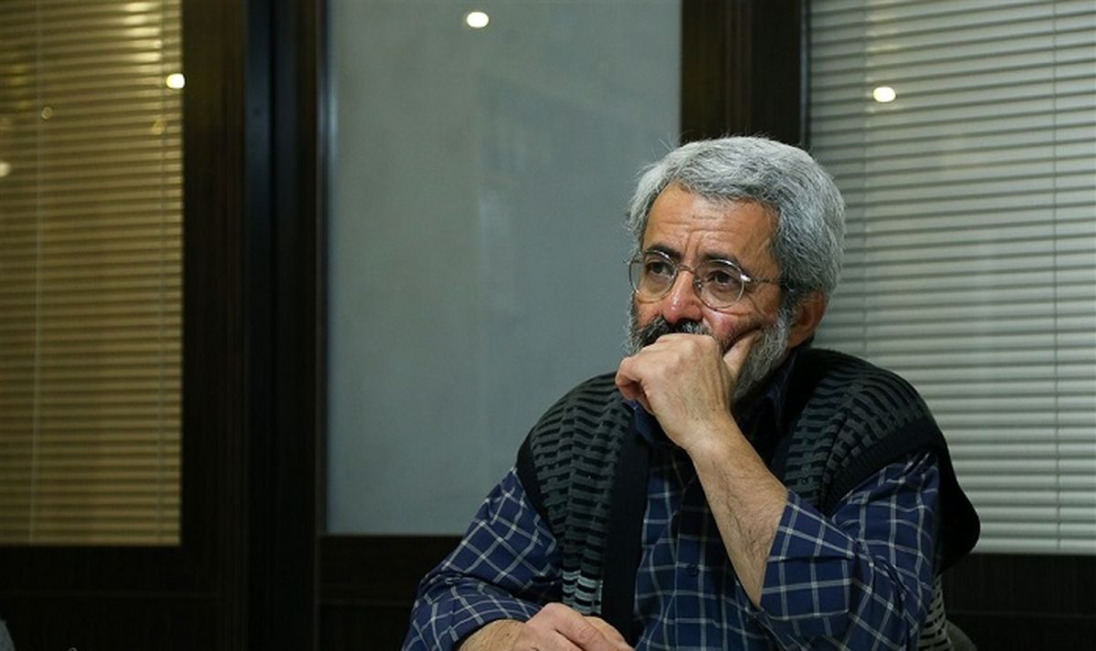 سلیمینمین: لاریجانی تکمیل کننده دولت است