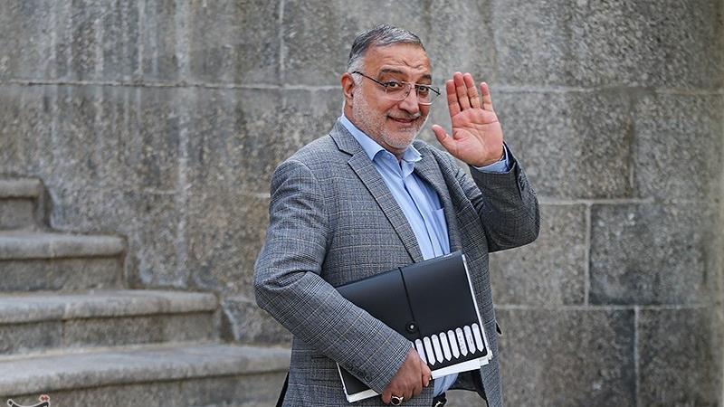 تیغِ تیزِ تخریب؛ پاداش زاکانی در کمک به دولت در اوج بحران
