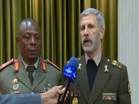 فرمانده کل ارتش: همکاری‌های دفاعی ایران و آفریقای جنوبی با سرعت بیشتری ادامه پیدا می‌کند