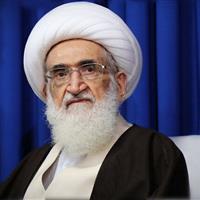 آیت الله نوری همدانی به علی لاریجانی  تبریک گفت