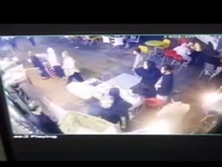 تصادف هولناک خودرو با عابران پیاده در کرج