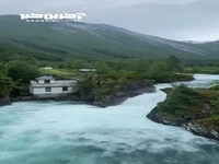 رودخانه ای خروشان در نروژ