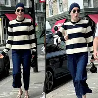 بازیگر زن برنده دو جایزه اسکار موهایش را در برابر دوربین تراشید