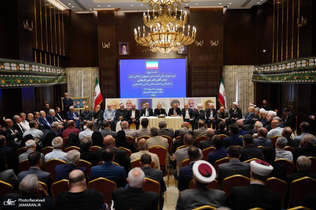 عکس/ نشست علی لاریجانی با نخبگان و شخصیت‌های لبنانی و فلسطینی 
