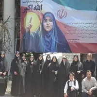 بازدید شاعران قزوینی از ساختمان شیشه‌ای صداوسیما