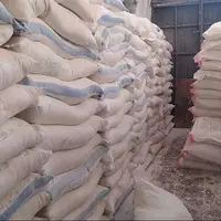 کشف ۳۰۰ کیسه آرد غیرمجاز در کرمانشاه