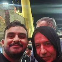 عکس/ تصویری از وزیر امورخارجه در حرم امیرالمومنین(ع)