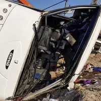 شمار جانباختگان حادثه اتوبوس و مینی‌بوس در محور نجف - بصره به ۵ نفر رسید