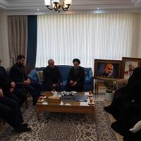 دیدار رئیس بنیاد شهید و امام جمعه موقت تهران با خانواده شهید سردار رشید و سرهنگ رضیئی