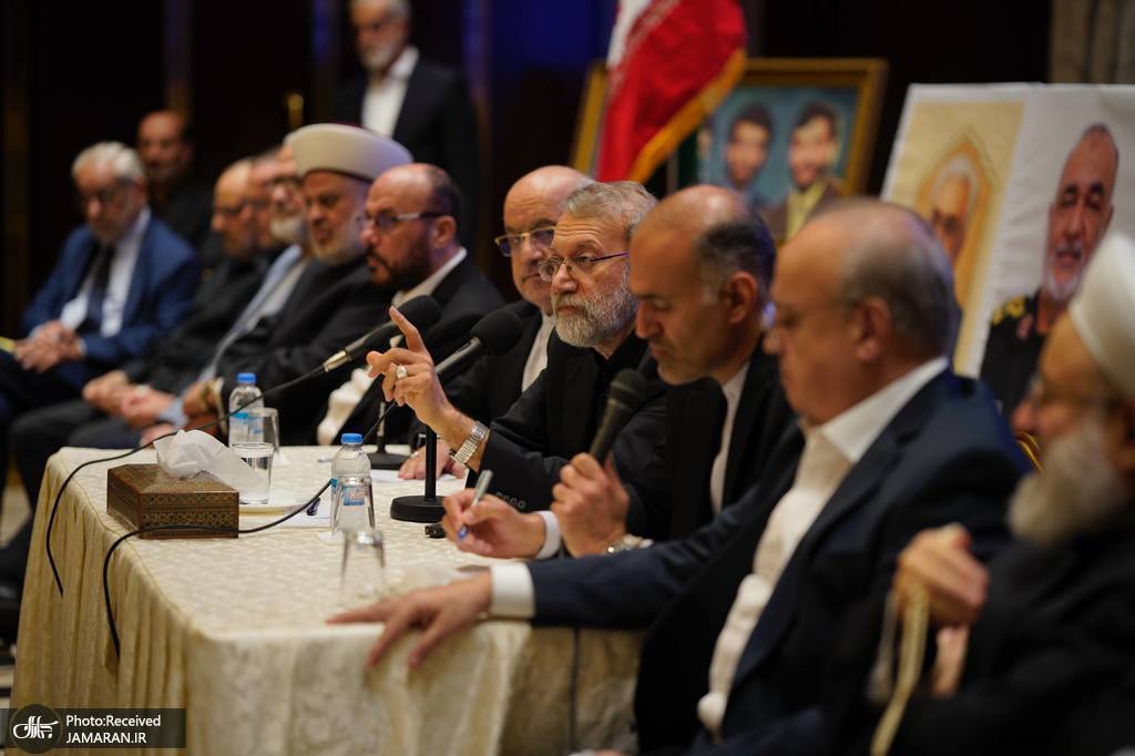 عکس/ نشست علی لاریجانی با نخبگان و شخصیت‌های لبنانی و فلسطینی 
