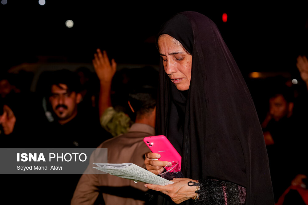عمود سلام کربلا؛ ایستگاه عشق و ادای ادب