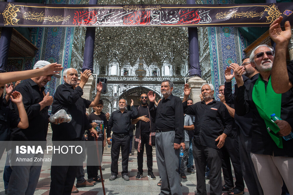 عکس/ عزاداری اربعین حسینی در حرم حضرت فاطمه معصومه(س) 