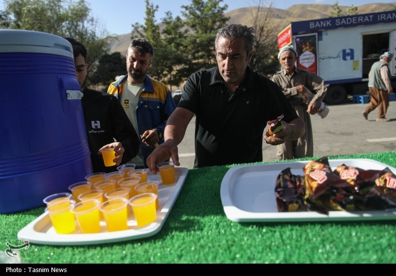 عبور زائران اربعین حسینی از مرز تمرچین