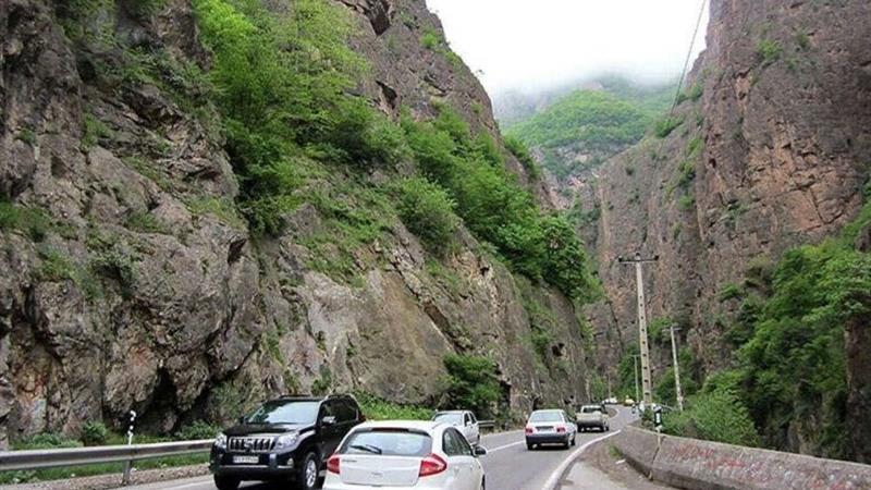 جاده چالوس از ساعت 13:30 یکطرفه می‌شود