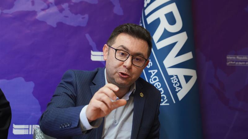 مطالبه گری و نقد منصفانه حق خبرنگار است