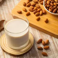 شیر بادام؛ یک وعده مقوی برای صبحانه