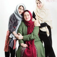 چهره‌ها/ قاب مادر دختری ژاله صامتی در پشت صحنه یک تئاتر