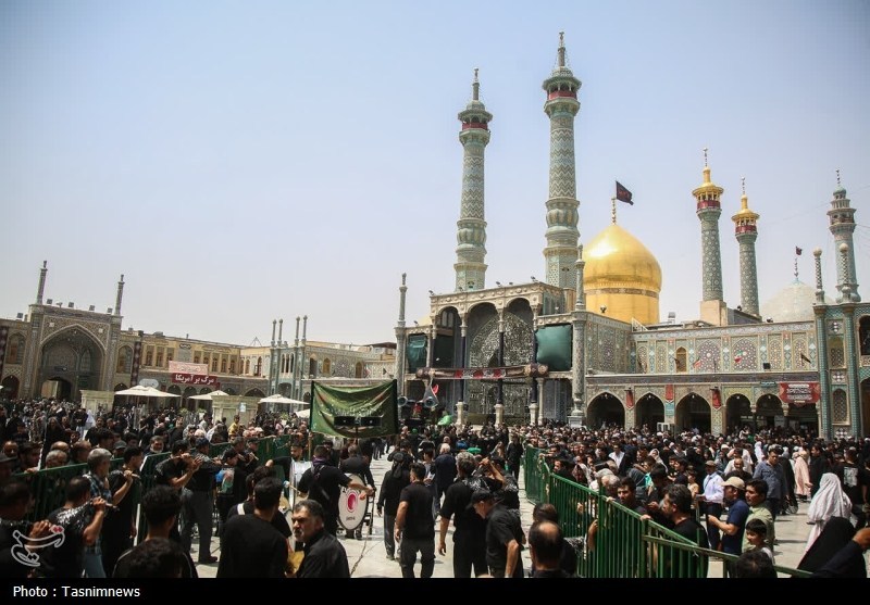 عکس/ اربعین در حرم بانوی کرامت