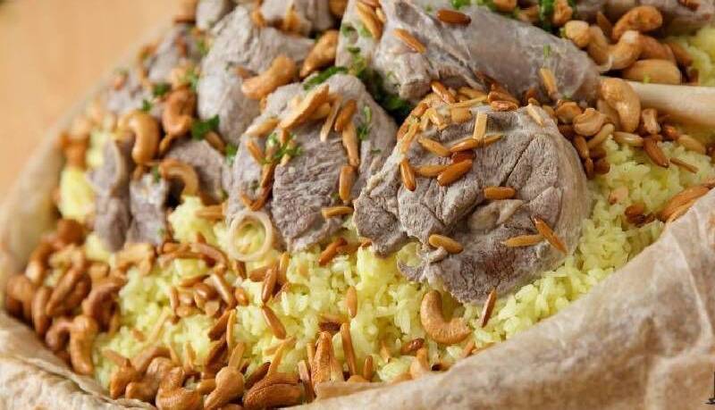 طرز تهیه منسف؛ غذای خوش طعم اردنی