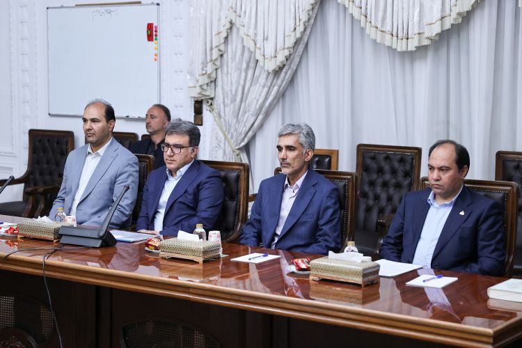 عکس/ افتتاح فاز اول طرح جمع‌آوری گازهای همراه مناطق نفتی جنوب استان ایلام
