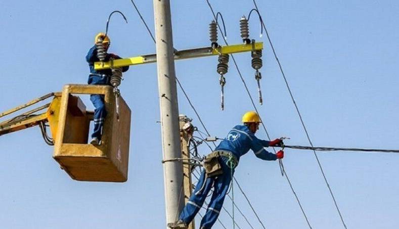 نصب ۵۵۰ کیلومتر کابل خودنگهدار در گیلان در سال ۱۴۰۴