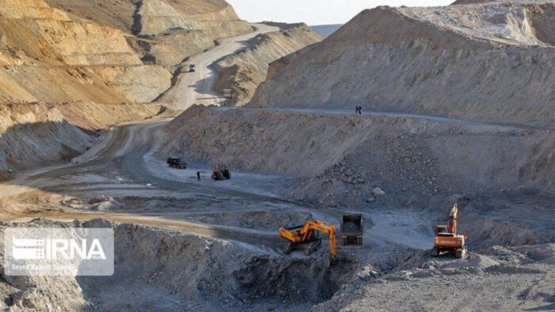 سرمایهگذاری در بخش معدن قم جریان دارد
