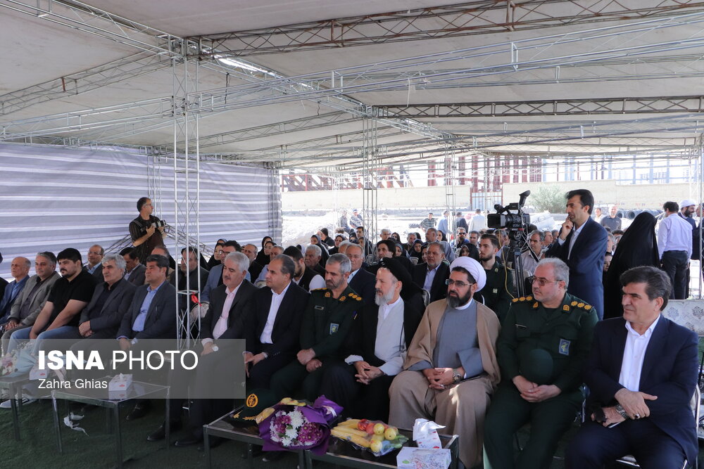 آئین کلنگ‌زنی همزمان 5 مدرسه در تبریز