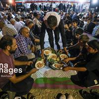 مهران، جایی که عشق خستگی نمی‌شناسد