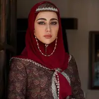 چهره ها/ استایل خیابانی بازیگر زیبای سریال «گیلدخت»