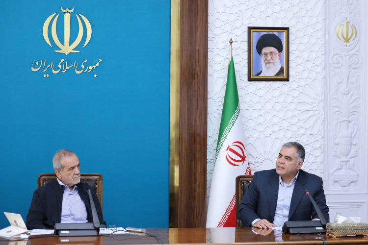 عکس/ افتتاح فاز اول طرح جمع‌آوری گازهای همراه مناطق نفتی جنوب استان ایلام
