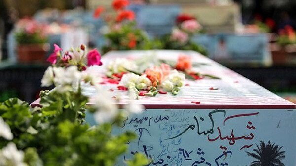 بندر دیر عطر و بوی شهادت می‌گیرد