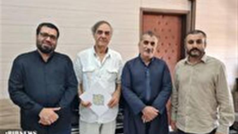قطبالدین صادقی دبیر بیستمین جشنواره بینالمللی تئاتر کردی سقز