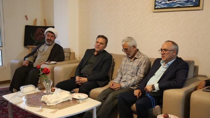 استاندار زنجان: آزادگان سرمایه‌های معنوی کشور هستند