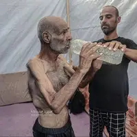 عکس/ وخامت حال سالمندان فلسطینی در پی ادامه محاصره و جنگ گرسنگی در غزه