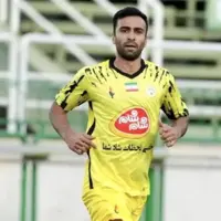 امیر ارسلان فجر دیدار با پرسپولیس را از دست داد