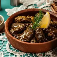 دلمه برگ مو؛ یک خوراک ایرانی پسند