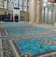 اهدای ۲۲ تخته فرش نفیس به آستان مقدس امامزاده هاشم رشت