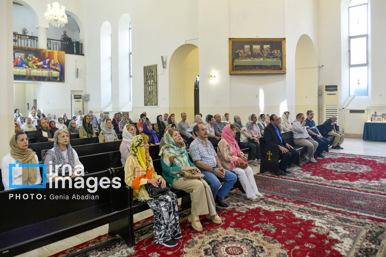 بزرگداشت عروج حضرت مریم (س) و عید تبرک انگور