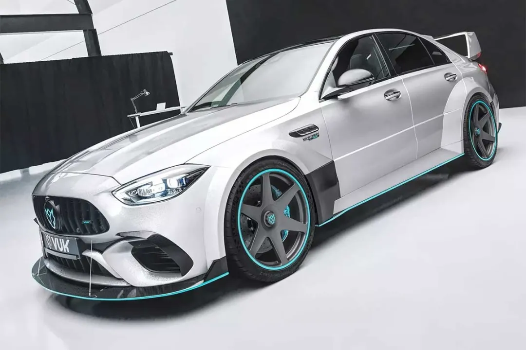 مرسدس C63 AMG سرانجام به پیشرانه V8 مجهز شد!