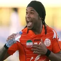 لوسیانو ادینیو: کرمانی‌ها نگذاشتند به استقلال و پرسپولیس بروم