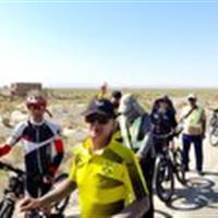 دوچرخه سواران جاجرمی تا مشهد رکاب می‌زنند
