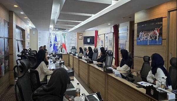 آغاز مسیر داوران زن فوتبال برای ورود به آکادمی آسیا
