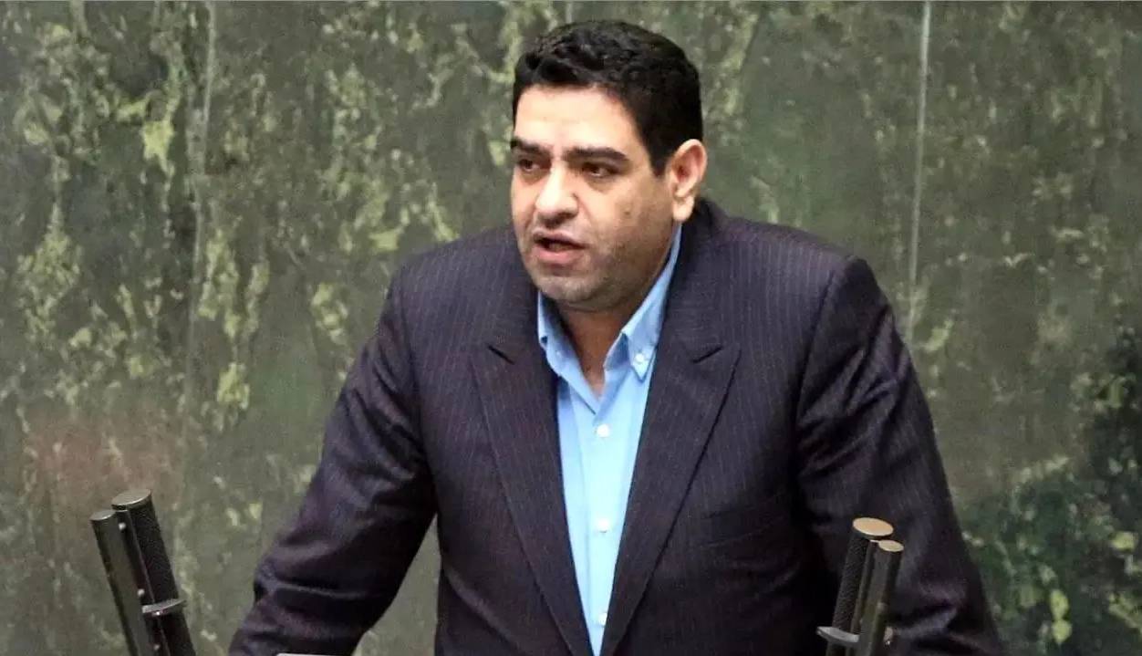 نماینده مجلس: شبیهانگاری پزشکیان و بنیصدر از ضعف ایمان است