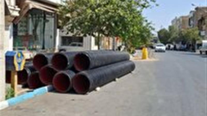 اجرای طرح هدایت آب‌های سطحی در خیابان‌های شهدای مریم آباد، خرمشهر و خیام