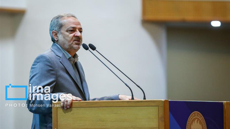 ورود هوش مصنوعی به مدارس و آموزش فناورانه برای معلمان در دستور کار است