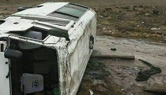 مصدومیت 6 تن در واژگونی ون معدن در جاده زره‌شوران تکاب