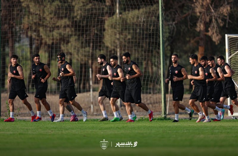 پرسپولیس با ۱۲ غایب به مصاف فجر میرود!