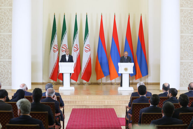 معاون اطلاع‌رسانی دفتر رئیس‌جمهور: تضمین امنیت مرزی از ثمرات سفر پزشکیان به ارمنستان است