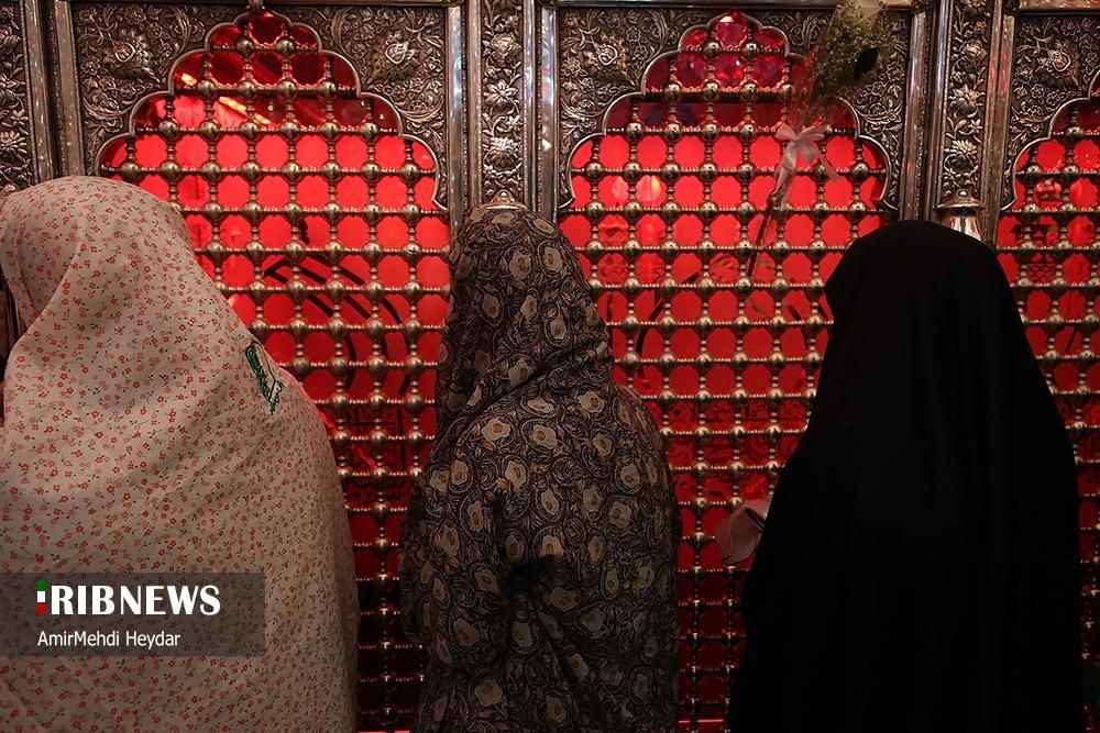 آیین غبارروبی ضریح مطهر آستان مقدس امامزاده صالح (ع)