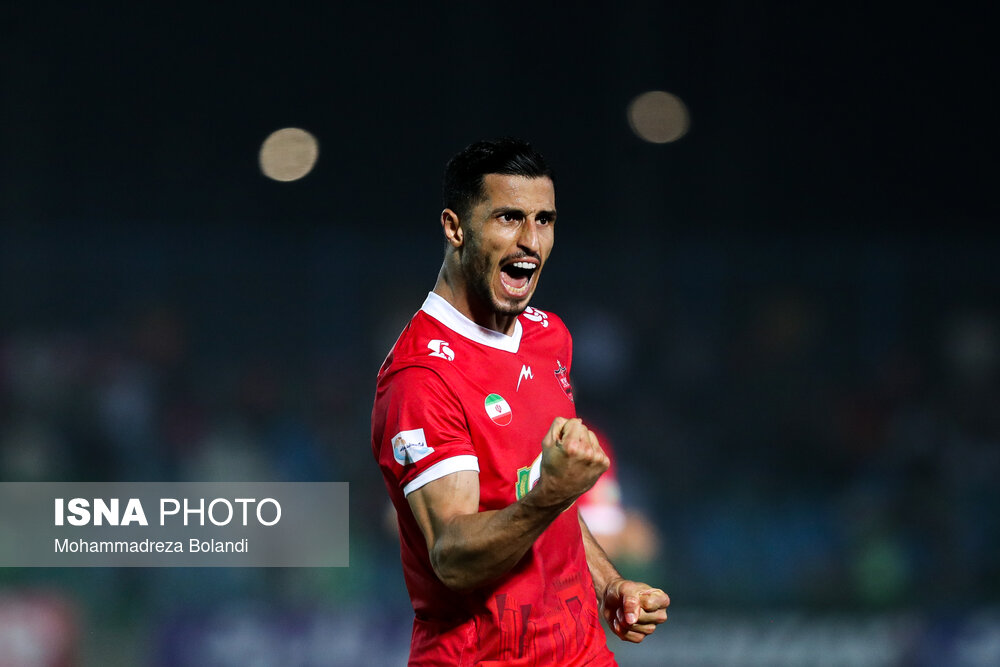  لیگ برتر فوتبال؛ دیدار تیم‌های پرسپولیس و فجر سپاسی